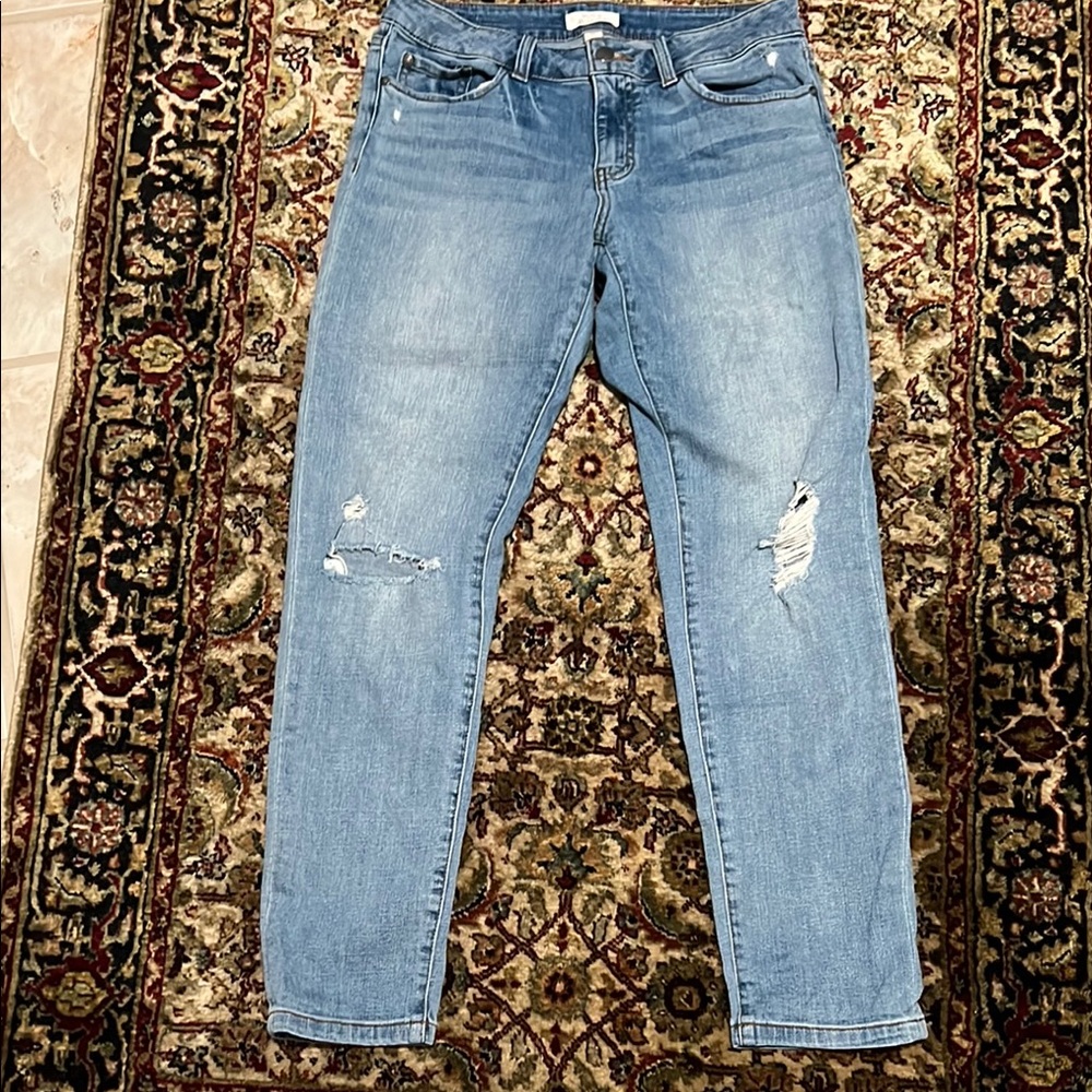 Sun & Shadow Light Wash Curvy Jeans Size 7